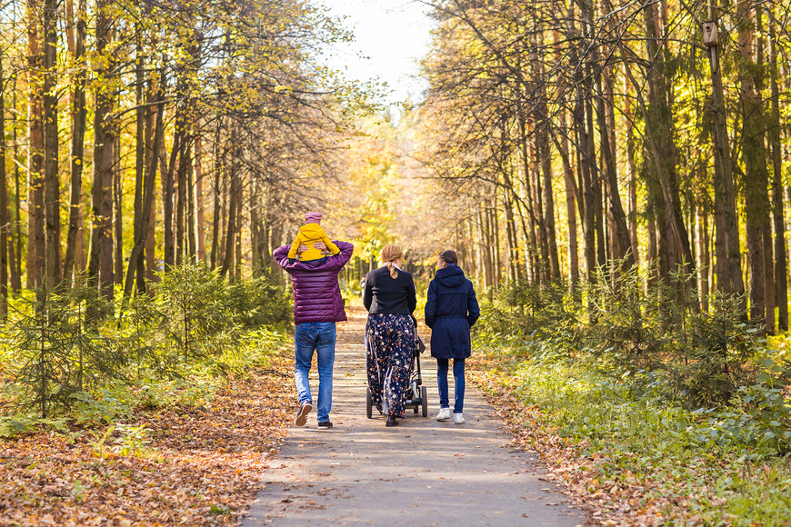 How to burn more calories on your winter walks image 1